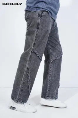 Modern Frayed Baggy Fit Jeans